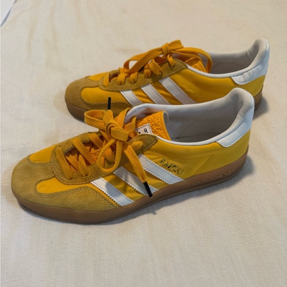 Adidas Gazelle Indoor Golden Yellow / White IE6606 men’s 6 - Picture 4 of 7